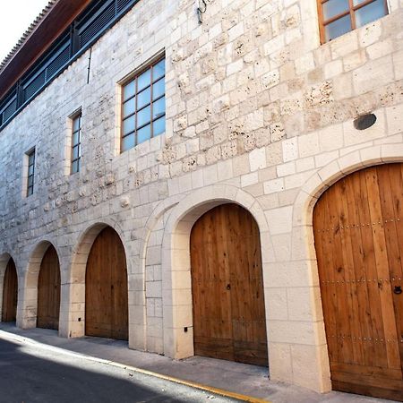 Chambre Lyre Maison De L'Eglise Du Couvent Hotel Narbonne Exterior photo